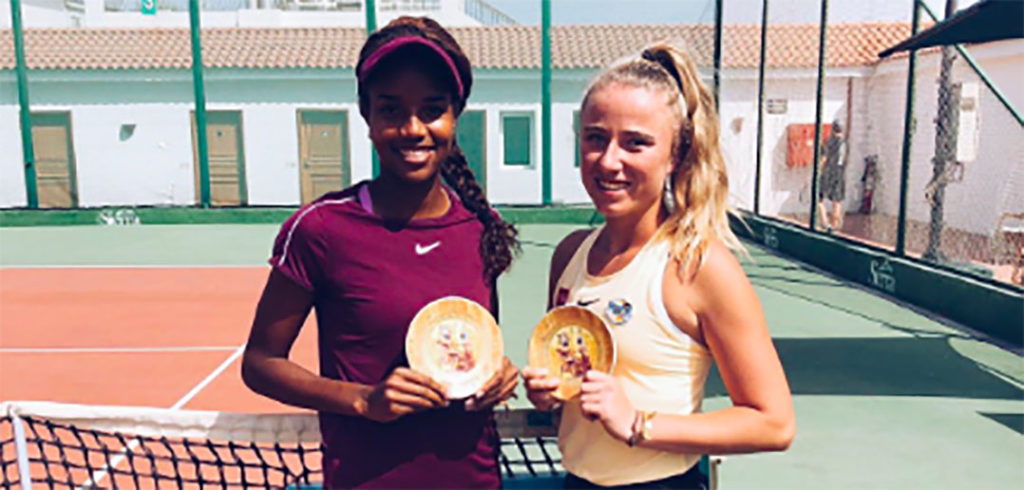 Amber Washington en Chelsea Vanhoutte - © Chelsea Vanhoutte (Twitter)